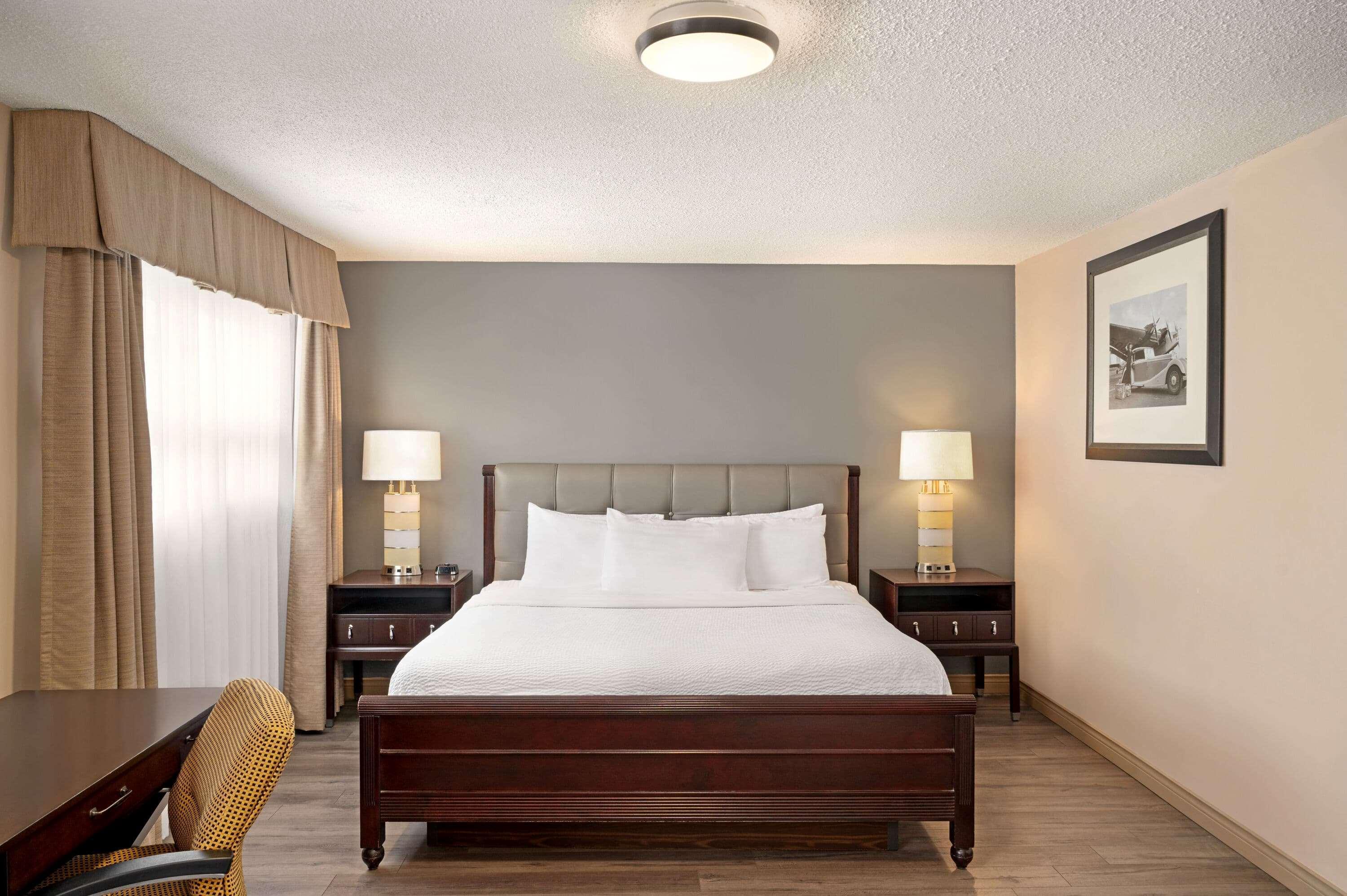 Days Inn By Wyndham Fredericton Exterior photo