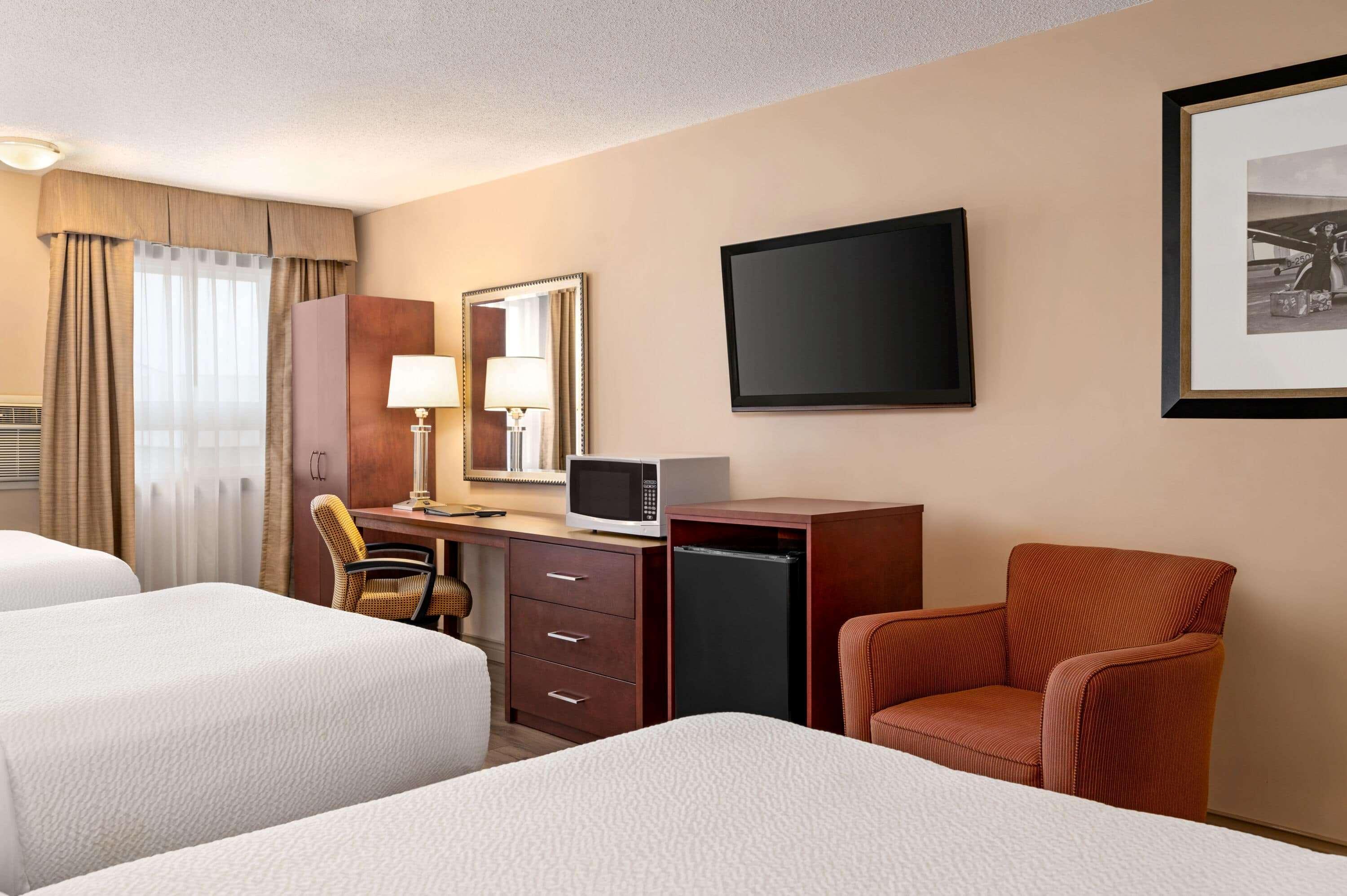 Days Inn By Wyndham Fredericton Exterior photo