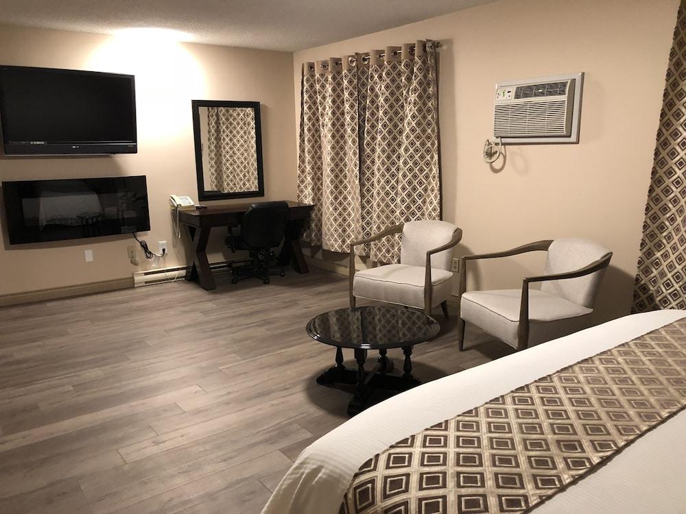 Days Inn By Wyndham Fredericton Exterior photo